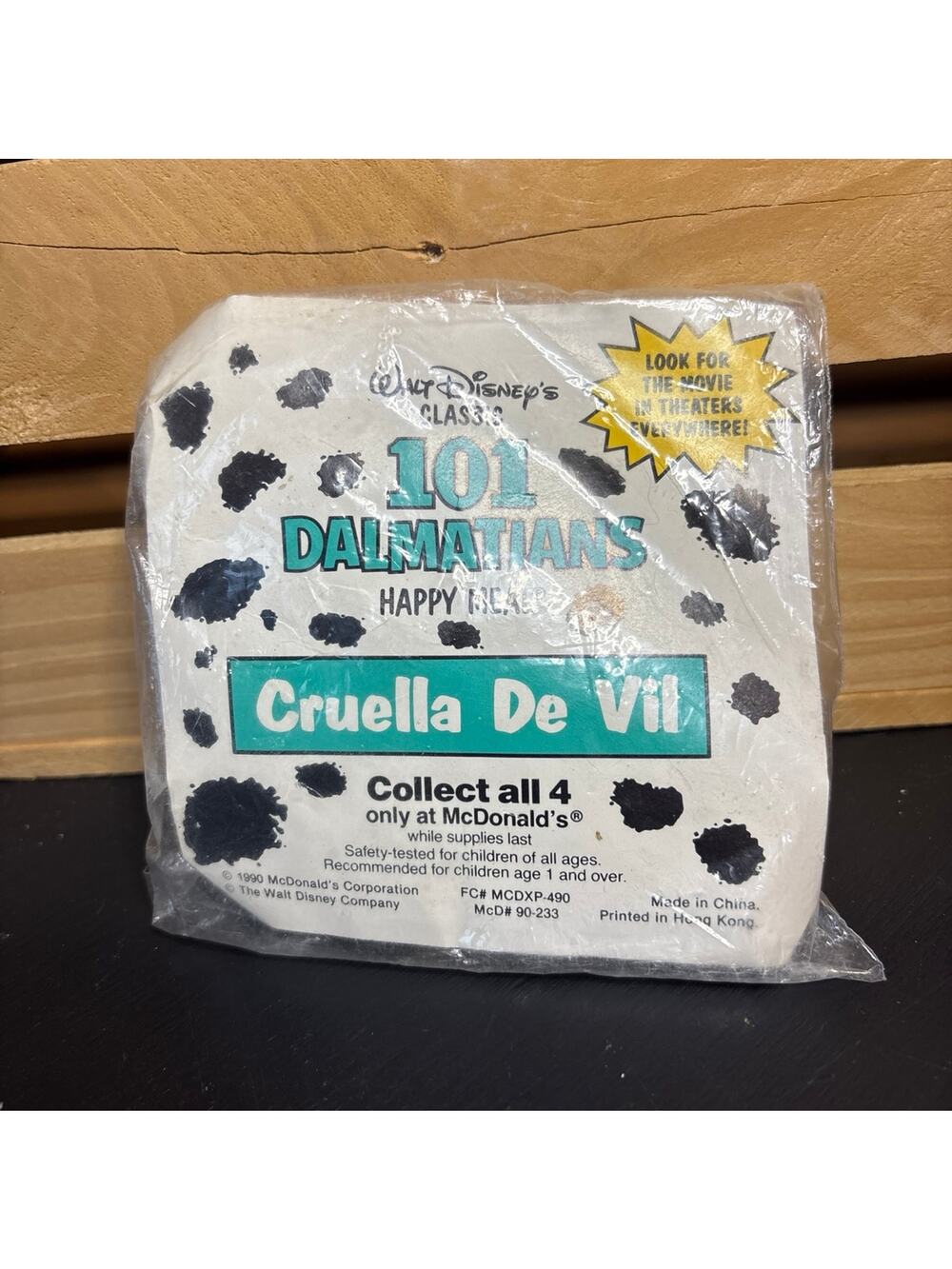 Disney McDonalds Classic 101 Dalmatians happy meal toy cruella de vil 1990